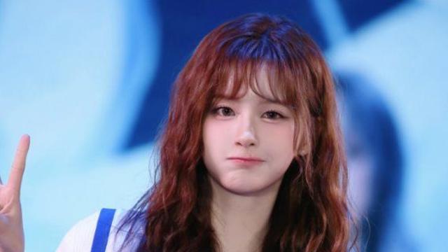 커리 유니폼 입은 엔믹스 설윤