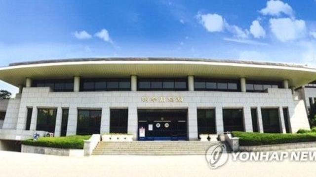 여수시의원 2명 만찬서 몸싸움 추태…공무원들 현장 목격(종합)