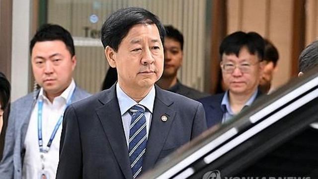 당국자 