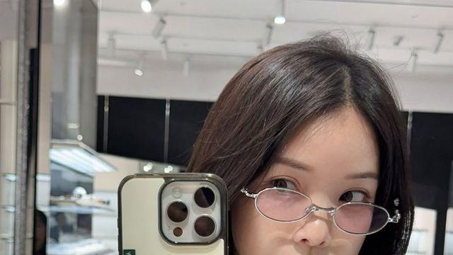 ‘감성 장인’ 신애련, 올여름 가장 깔끔하게 입는 법