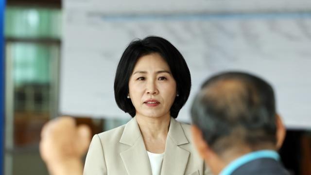 김혜경 여사, 가평 수해현장서 봉사활동… 군부대 장병들에게 배식도