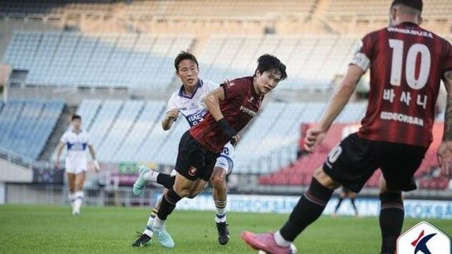 서포터스가 손준호 비방…K리그2 부천 '제재금 300만원' 징계