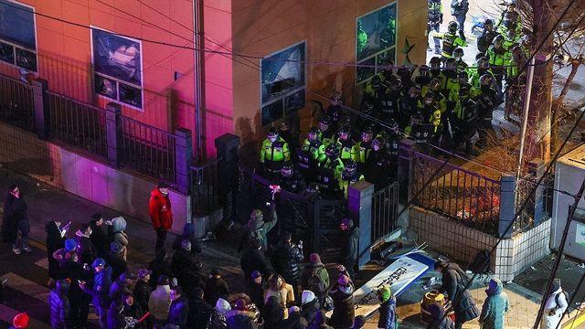 징역형 실형 선고됐던 서부지법 난동 가담자들, 2심서 집행유예