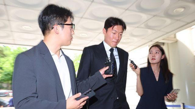 검찰, '불법촬영 혐의' 황의조 2심 징역 4년 구형