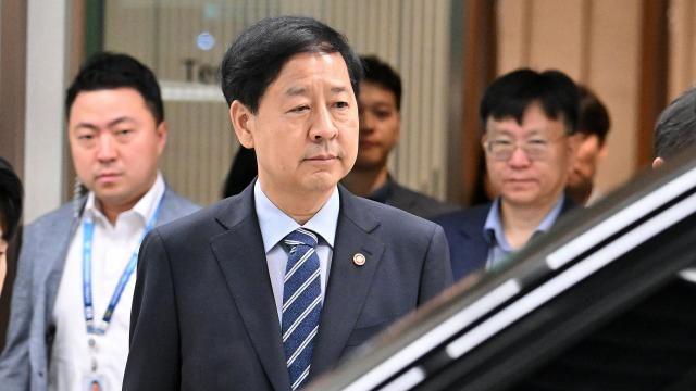 韓米「2+2通商協議」キャンセル…米財務長官の「緊急日程」で急きょ見送り