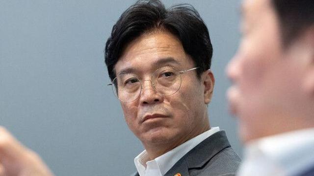 고용장관 