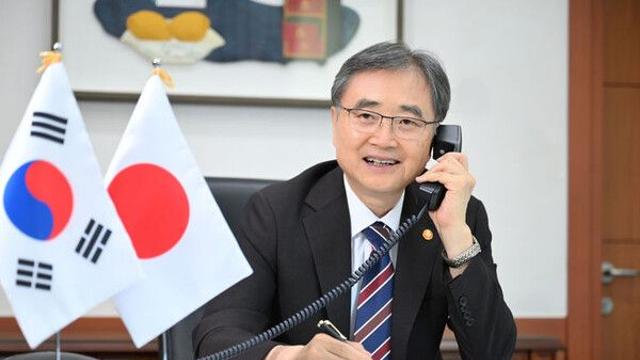 조현, 日외무상과 취임 후 첫 통화…