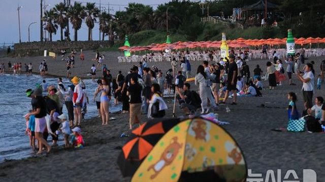 서귀포 밤에도 최저 28.2도, 제주 해안 전역 열대야