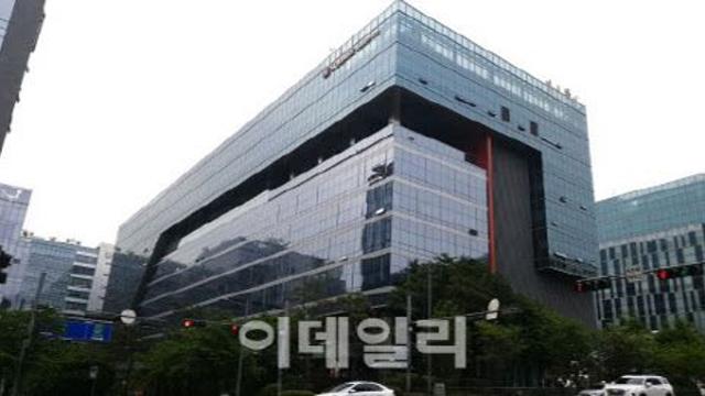 군인공제회 보유 판교H스퀘어, 내년 7월 대출 5380억 만기…매각 '아직'
