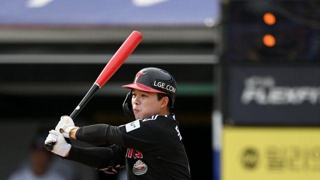 9회 김택연을 무너뜨렸다…LG 9회 3득점 드라마 쓰며 5연승 질주 ‘문성주 결승타’