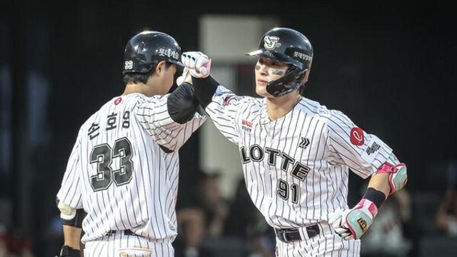 '한태양 3안타' 롯데, KIA 7-4로 꺾고 3연승 행진…KIA는 4연패