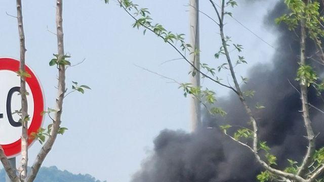 화성 서신면 도로서 승합차 화재…1명 숨진 채 발견