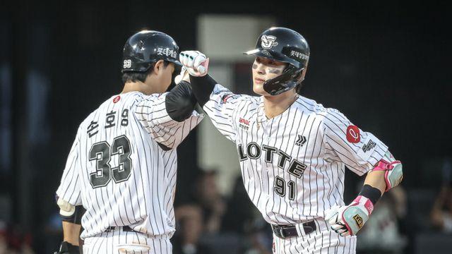 윤동희→홍민기→한태양...'데일리 MVP'' 꼽기 어려울 정도...멈추지 않는 거인 [IS 포커스]