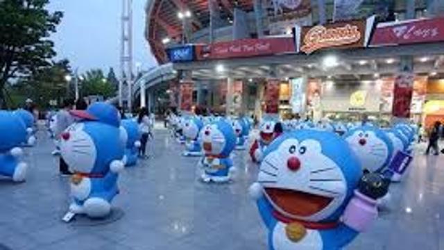 길 가다가 만난 도라에몽.