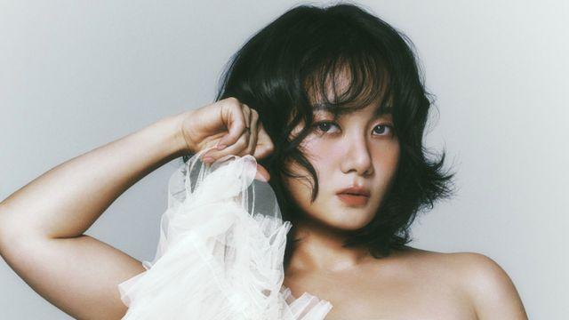 박나래, 7000만 뷰 터졌다…유튜브 꽉 잡은 ‘나래식’