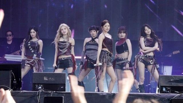 아이브, '롤라팔루자 파리' 실황 26일 공개…'파리 달군 K팝 센터 비주얼'