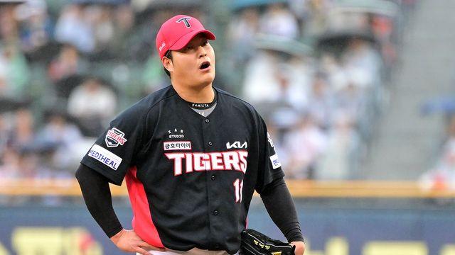 4연패 KIA, 'V13 청부사' 부진에 골머리…조상우 난조 속 불펜 싸움 안 된다 [부산 현장]