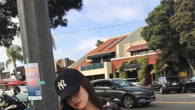 ‘인간 GPS’ 배지연, 발이 닳아도 멈출 수 없는 데님 러브스토리