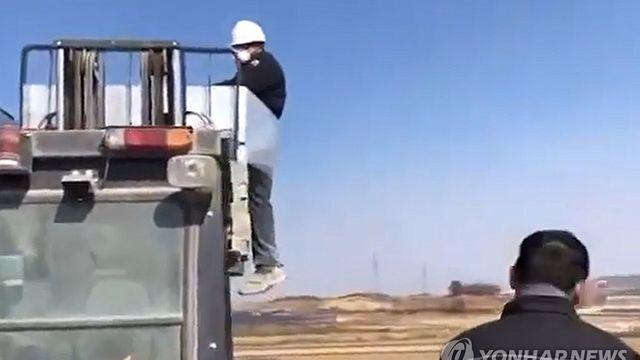'지게차 인권유린' 피해 외국인 노동자, 새 직장 구할듯