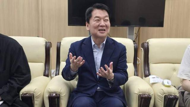 [속보] 안철수 “국민 혈세 빨아먹는 흡혈귀 정부… 증세보다 퍼주기부터 멈춰라”