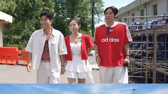 '여름의 제왕’ 코요태, 워터파크 출격… ‘비몽→우리의 꿈→순정’ 히트곡 메들리('전지적 참견 시점')