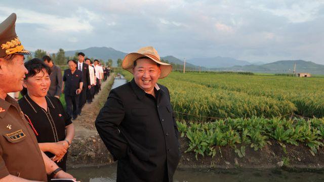 트럼프 보란듯…김정은, 정전협정 기념일 앞두고 '美만행 고발' 박물관행
