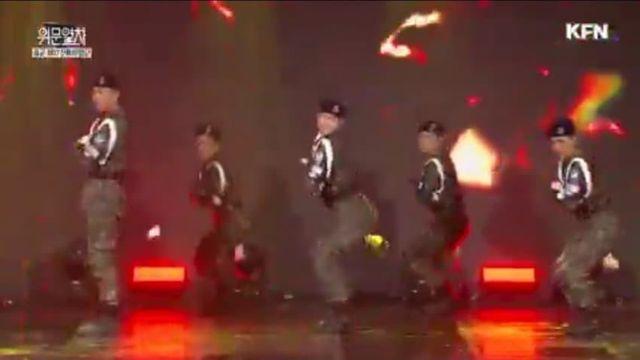 요즘 군대 위문열차 근황....jpg