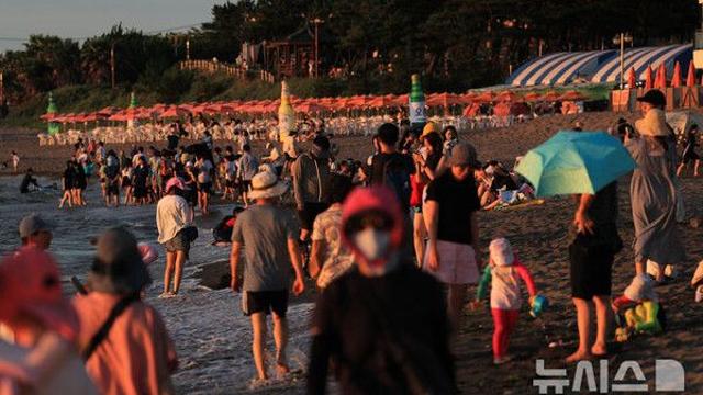 '밤낮 없는 더위' 제주 해안 전역 열대야…서귀포 최저 28도