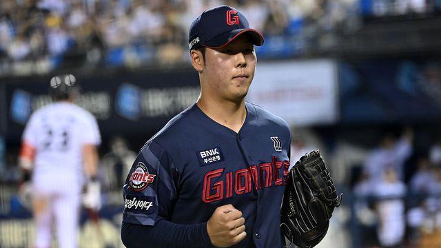 롯데 핵심 유망주, '이도류' 꿈 포기 안 했나?…