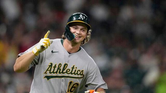 애슬레틱스 커츠, MLB 신인 선수 최초로 한 경기 4홈런 폭발
