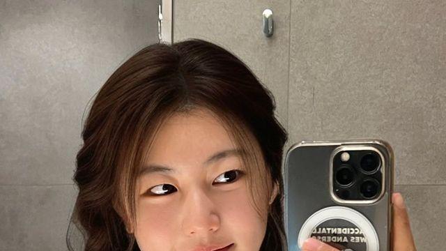 '정변의 아이콘' 송지아, 여름을 녹인 '청순 데일리룩'의 정석