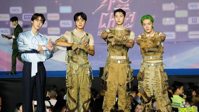 [포토] NCT 127 도영·정우·쟈니·유타, 카리스마 폭발 '4명에서 꽉 채우는 존재감'