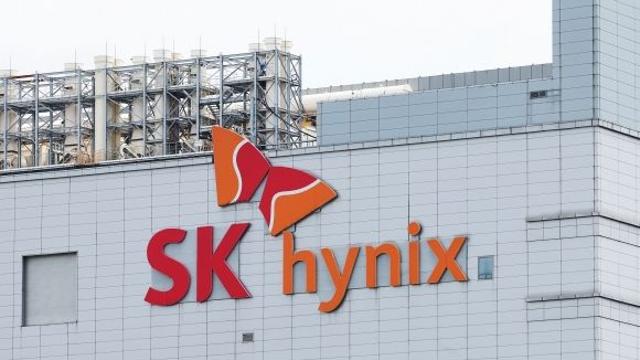 SK하이닉스, HBM 이끈 ‘슈퍼 실적’···D램 1위 굳히기 속 수익성 ‘경고등’