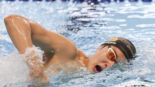 세계수영선수권 2연패 노리는 김우민, 자유형 400m 예선 3위로 결승행