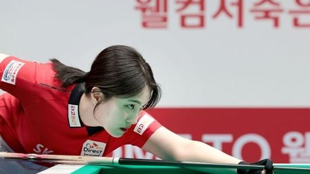 ‘강지은 2승’ SK렌터카 휴온스 꺾고 단독1위 질주…크라운해태는 에스와이에 완승[PBA팀리그 1R]