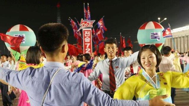 북, 평양서 전승절 기념 심야 행사…김정은, 대남·대미 연설 없어