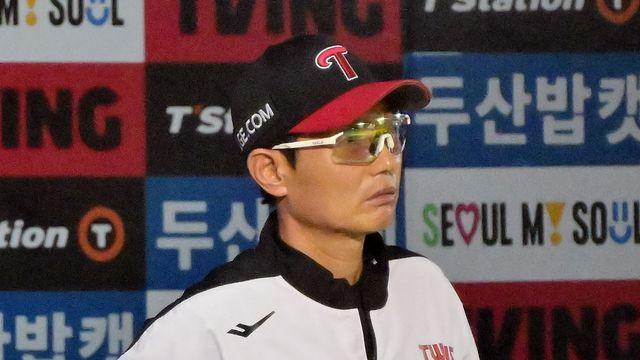 염갈량 대분노! 7연승 좌절+한화 추격 실패…LG, '13번 견제' 논란 진화→정작 '송찬의 견제사' 찬물 왜 이러나 [잠실 현장]