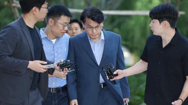 김건희 특검, '尹부부 공천개입' 윤상현 소환...