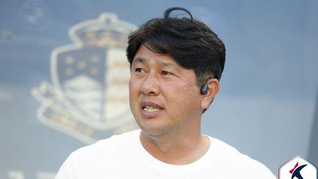 수원 삼성전 '5전 5승' 서울이랜드 김도균 감독…