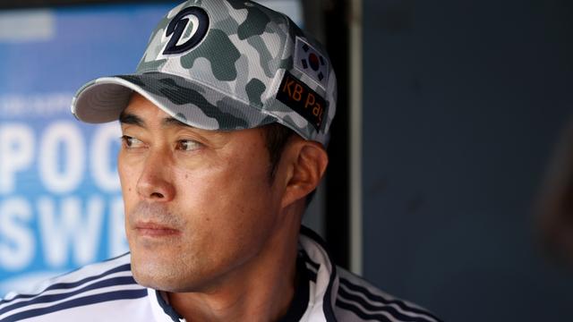“솔직히 과하다 싶었다” LG 김진성 견제구 13개에 불편한 심리 내비친 두산 조성환 감독대행