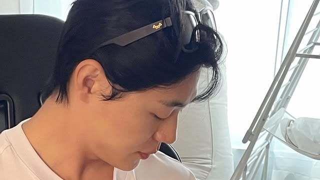 신재하, 품에 아기 안고 좋은 소식 전했다 “많이 안아줄게”