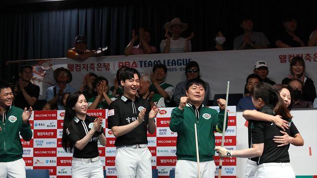 ‘결국 2파전’…SK렌터카·하나카드, 나란히 4연승 질주 (종합)