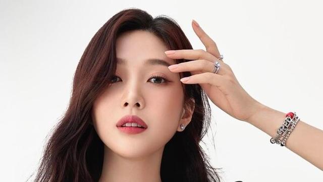 레드벨벳 조이, 데뷔 11년 만에 첫 미니앨범 낸다