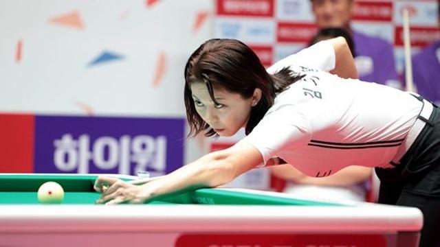 '강팀' SK렌터카-하나카드, 4연승 합창→2파전 구도 형성…김가영, 여자단식서 스롱 꺾고 팀 승리 견인