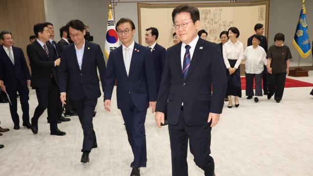 李在明最新支持率61.5%连续两周下滑