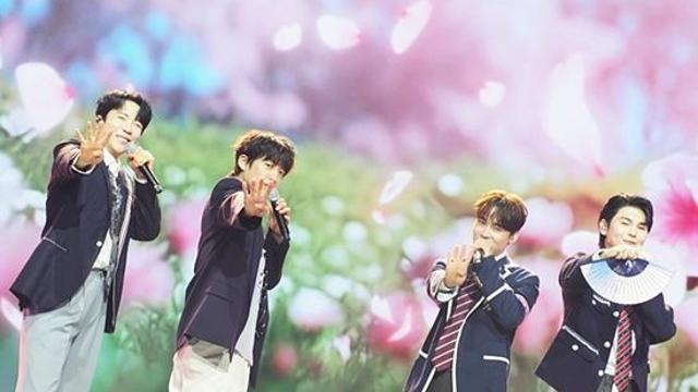 트로트계 ‘꽃미남 F4’ 탄생…여심 저격 ‘교복 미남’ 과몰입 (한일톱텐쇼)