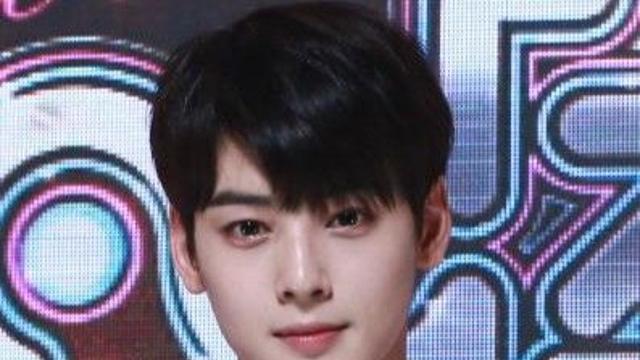 차은우, 육군 현역 입대…팬들 