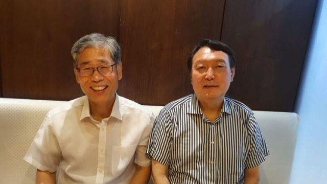 신평 “尹 구금 1.8평 독방, 생지옥…미국 개입해달라”