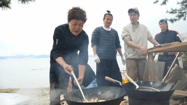 빽가 “저 사람들 출연료 안 받았으면” 분노 왜? (푹다행)