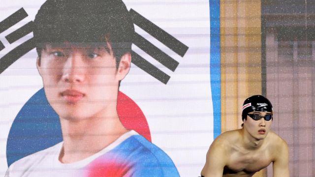 [단독] ‘0.18초 차 4위’ 황선우 “아쉽기도 하지만, 어느 정도 기록 보여줘 후련해” (현장 일문일답)